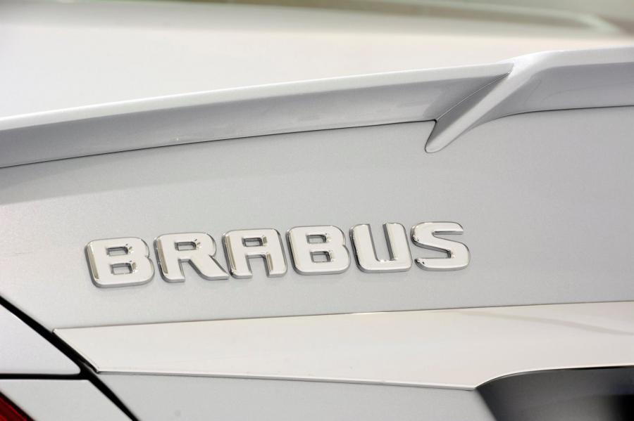 Логотип Mercedes-Benz C-Class by Brabus 2016 года  (фото 5 из 5)